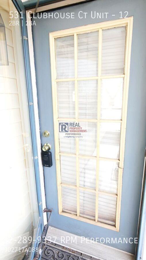 531 Clubhouse Ct #12 - Photo 3 of 26