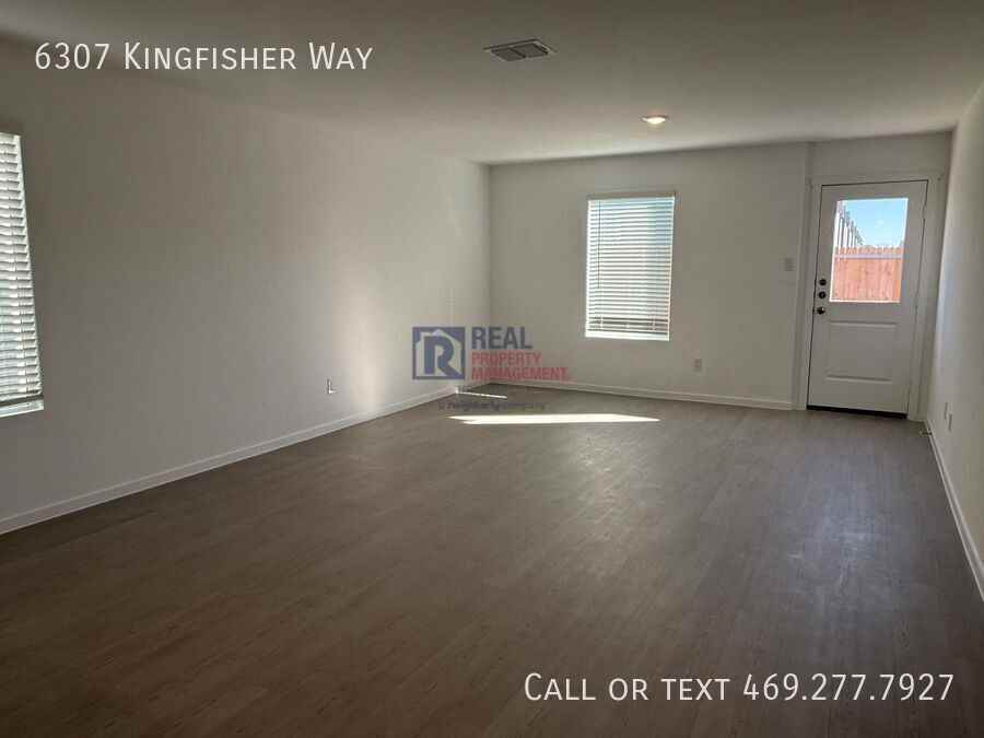 6307 Kingfisher Way - Photo 4 of 23