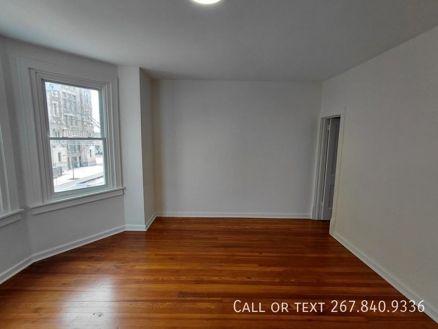 6528 Limekiln Pike - Photo 2 of 22