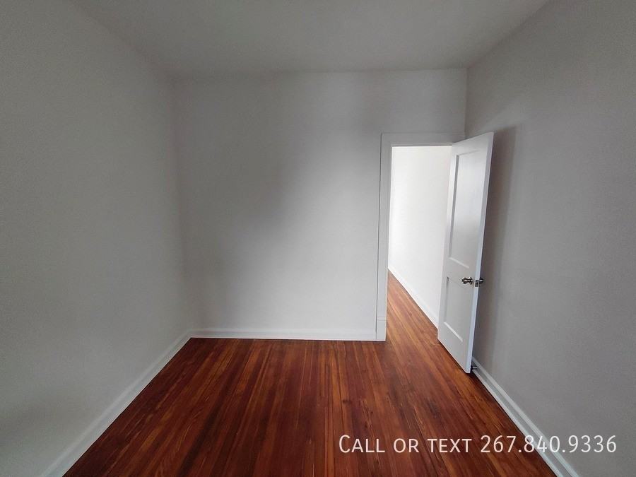 6528 Limekiln Pike - Photo 3 of 22