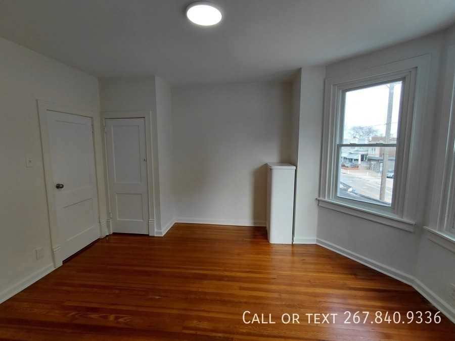 6528 Limekiln Pike - Photo 6 of 22