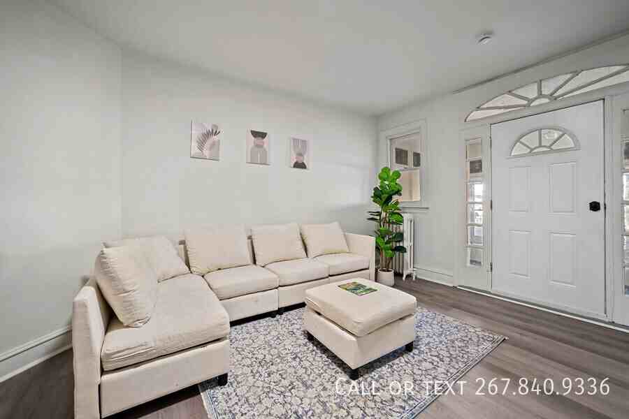 312 E Eleanor St - Photo 2 of 27