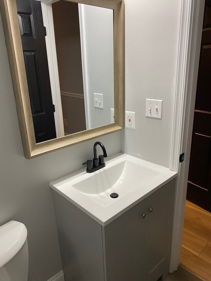 1233 N Luzerne Ave - Photo 7 of 11