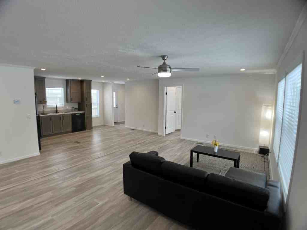 7155 126th St W #438 - Photo 3 of 21