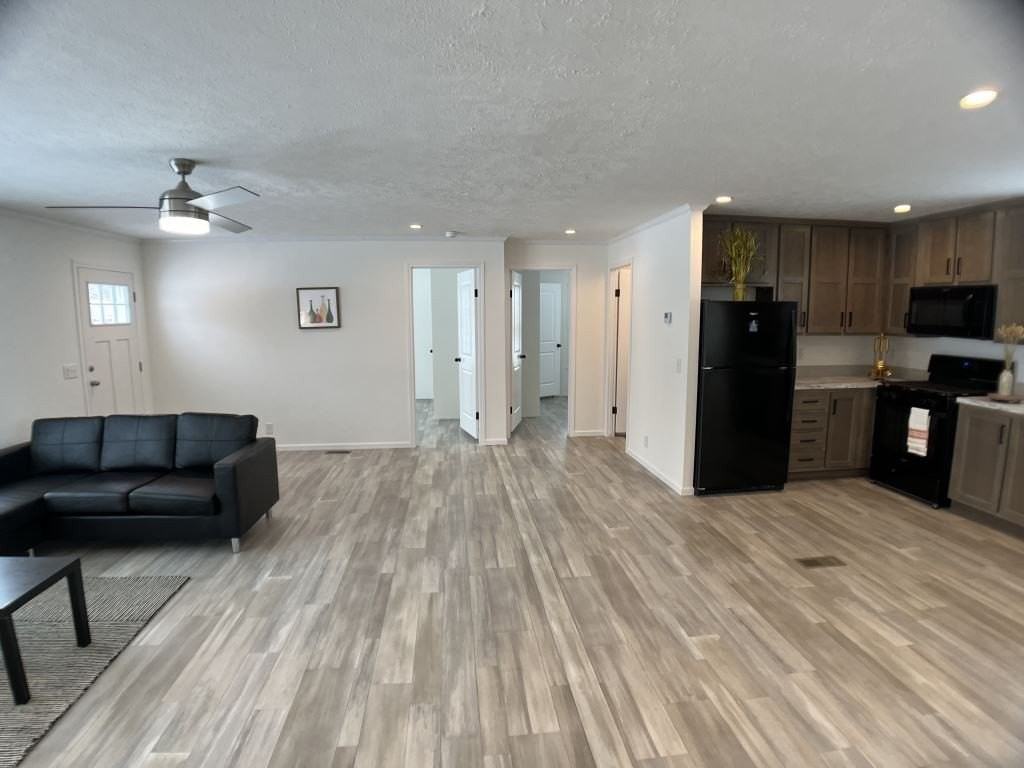 7155 126th St W #438 - Photo 4 of 21