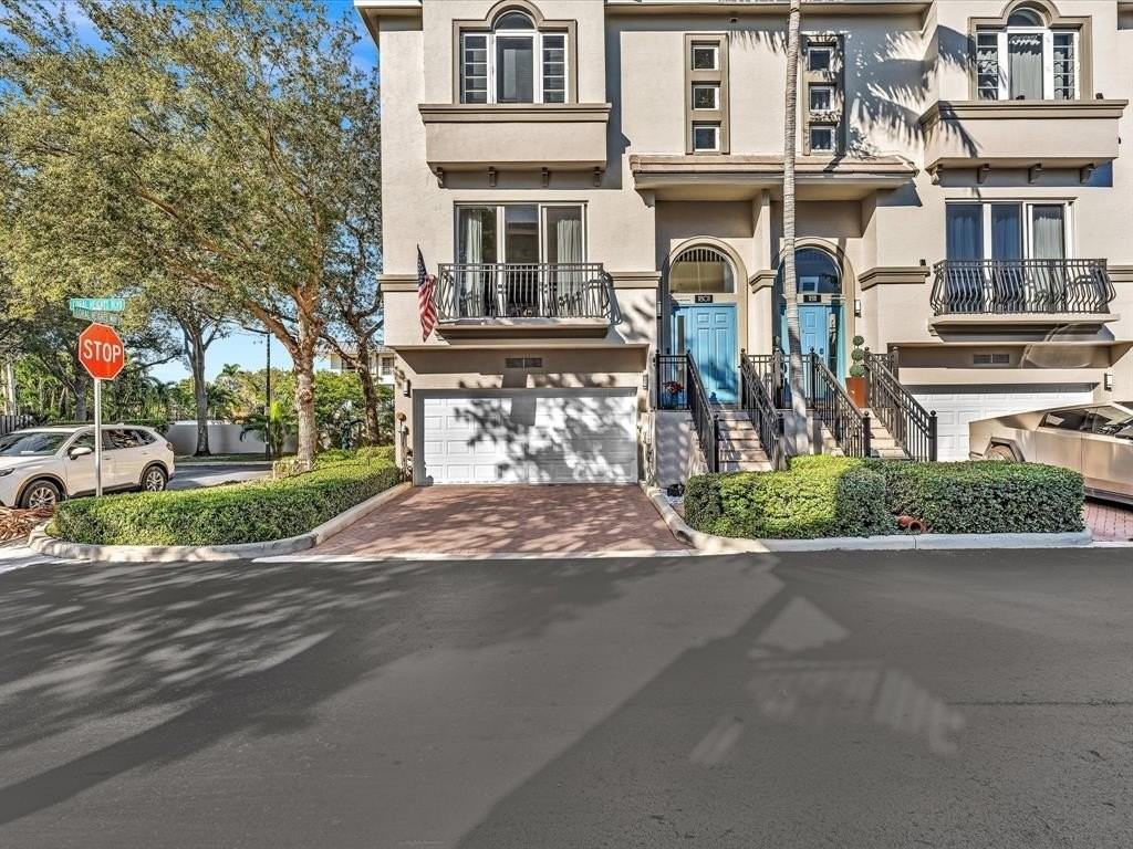 1801 Coral Heights Blvd - Photo 7 of 45