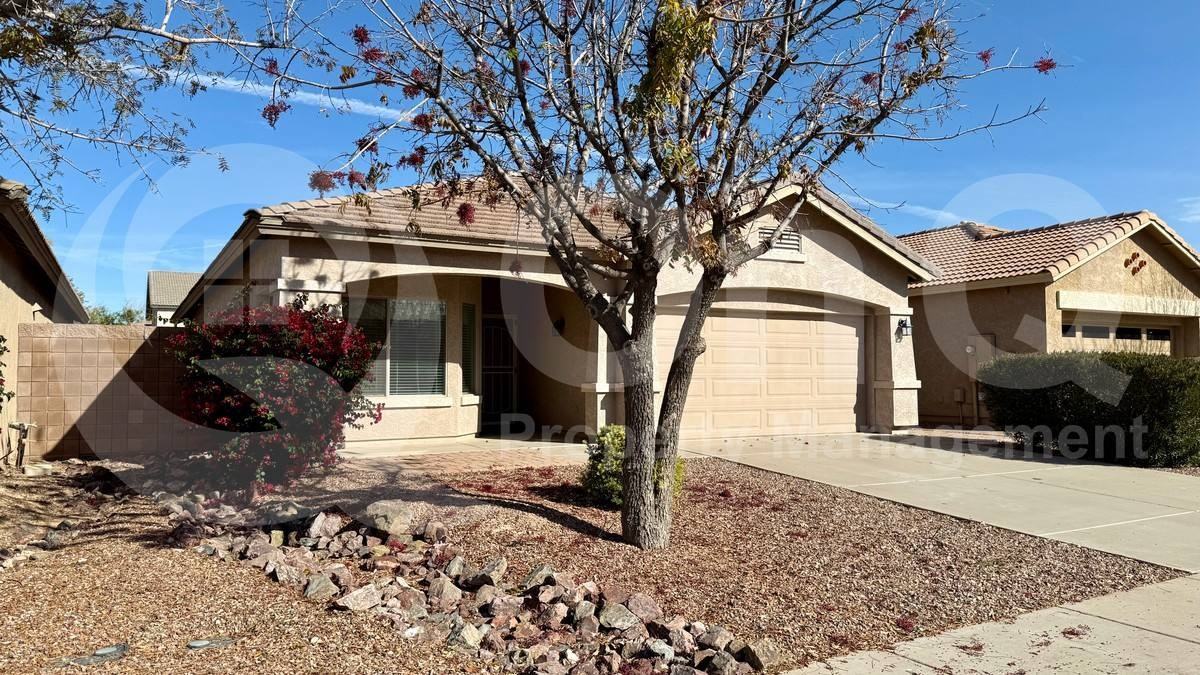 44016 W Pioneer Rd - Photo 2 of 10