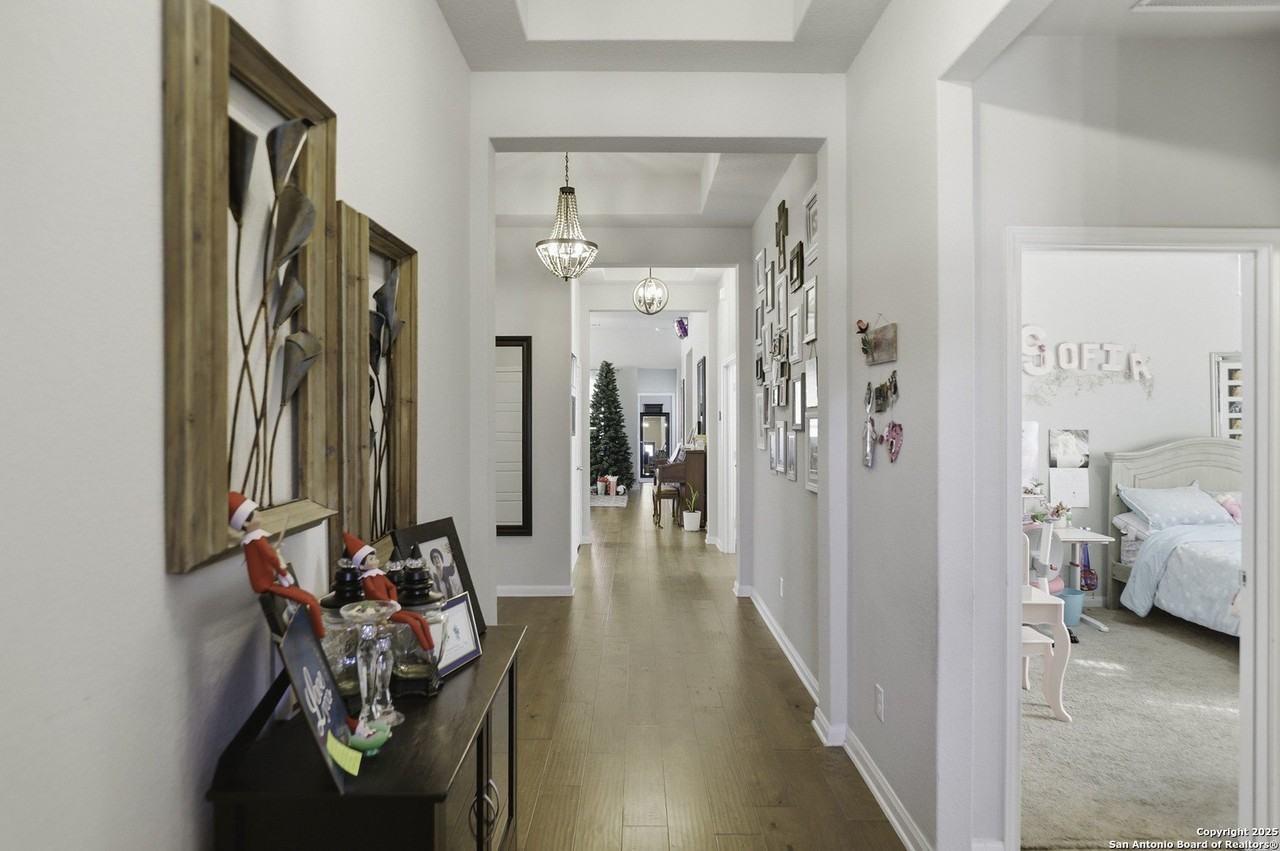 123 Escondido - Photo 7 of 30