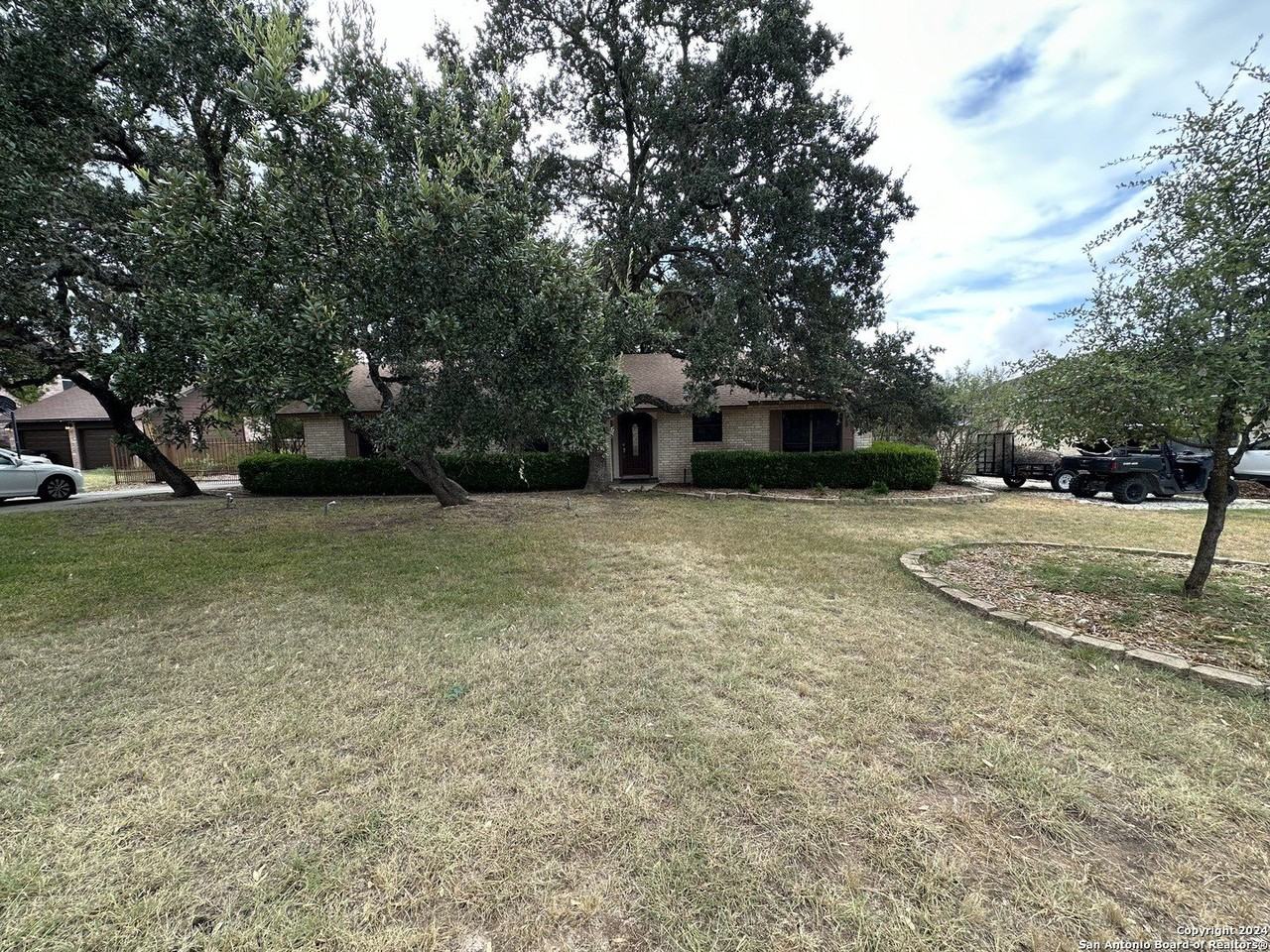 26218 Dancing Bear - Photo 2 of 23