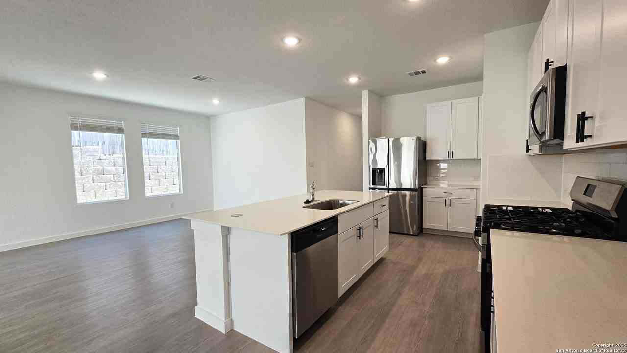 4062 Rock Mill Dm - Photo 4 of 33