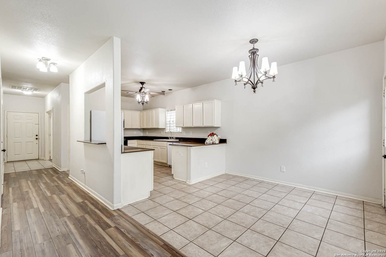 3619 Mill Meadow Dr - Photo 4 of 22