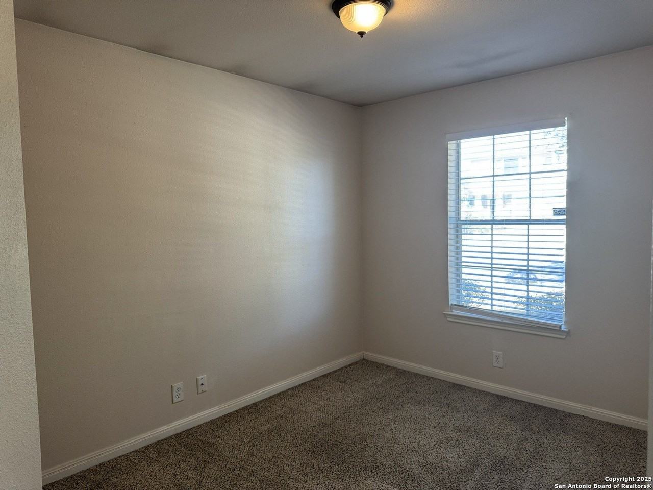 8462 Favero Cv - Photo 6 of 26