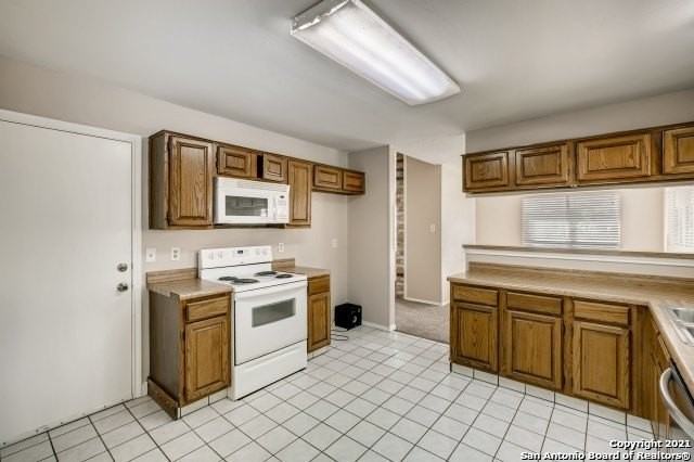 2809 Hidden Grove Ln - Photo 6 of 11