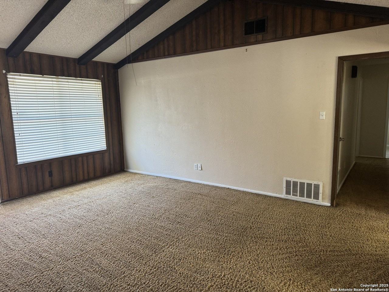 6919 Moon Lake Dr - Photo 5 of 21