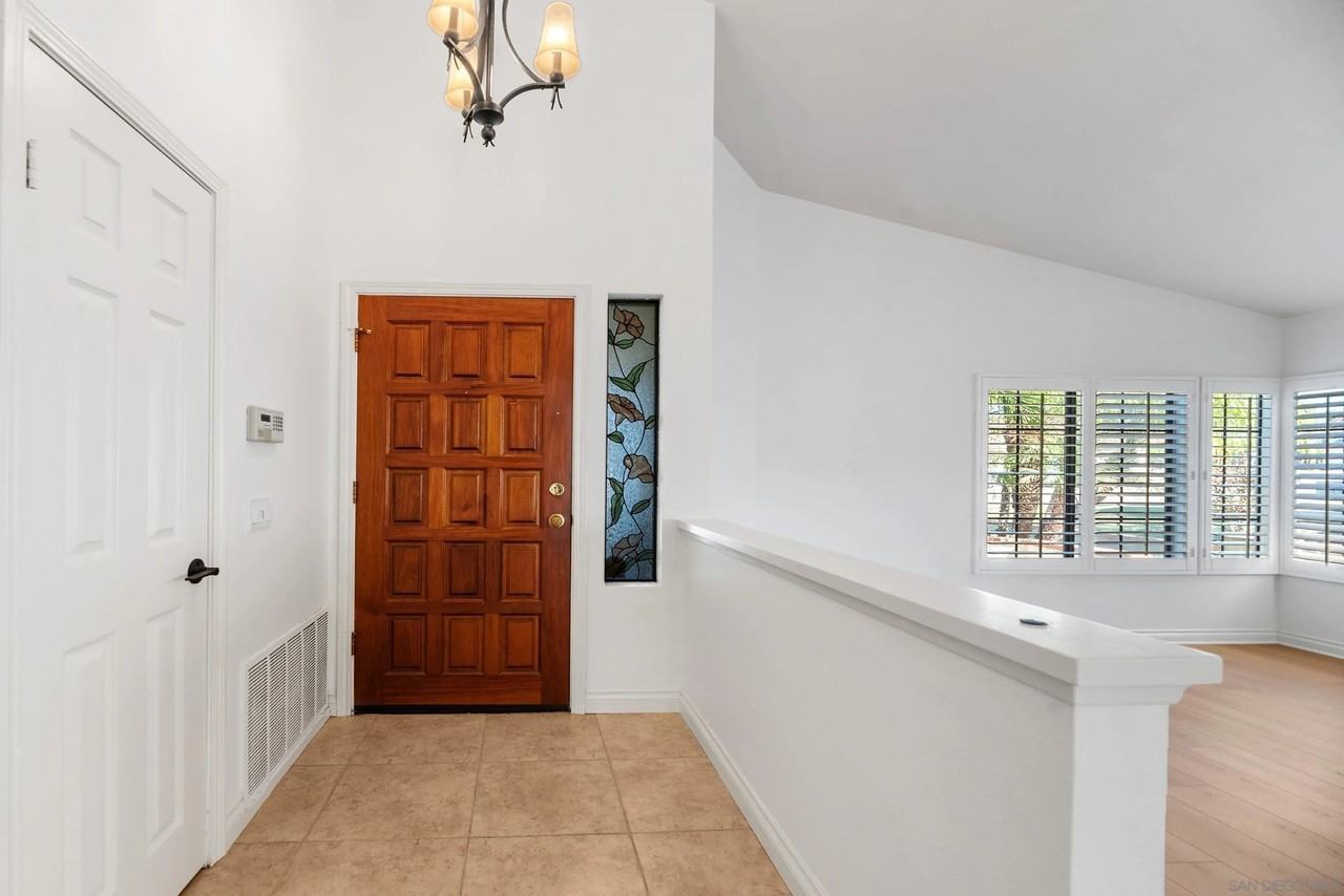 11411 Box Elder Pl - Photo 6 of 42