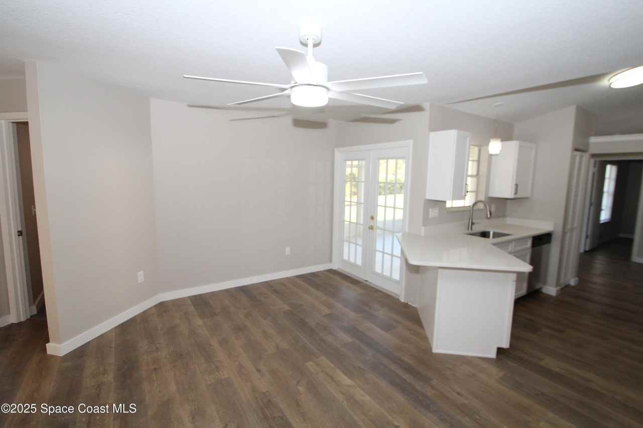 1511 Colorado St Se - Photo 7 of 18