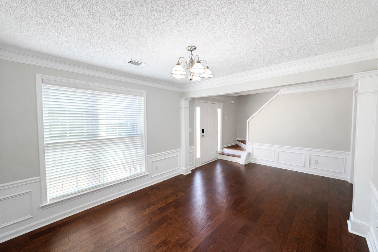 5830 Haterleigh Dr - Photo 2 of 18