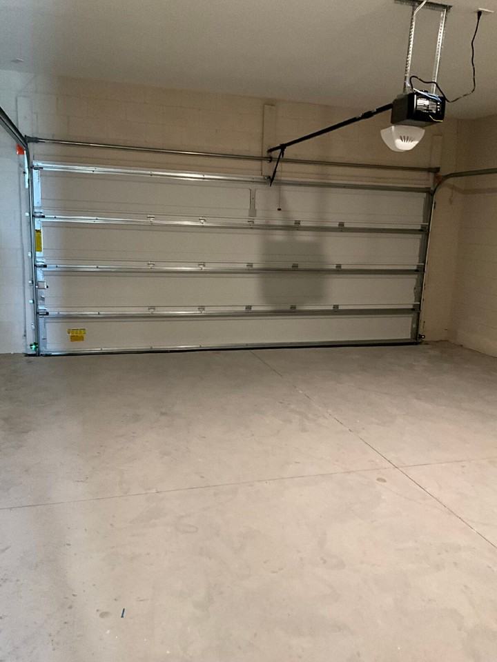 807 Ballantyne Dr - Photo 2 of 22