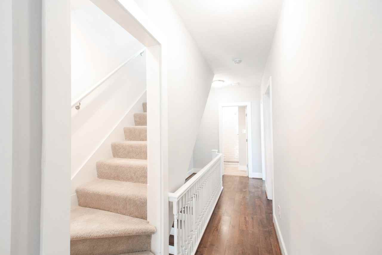 1265 Monroe St Ne - Photo 7 of 13