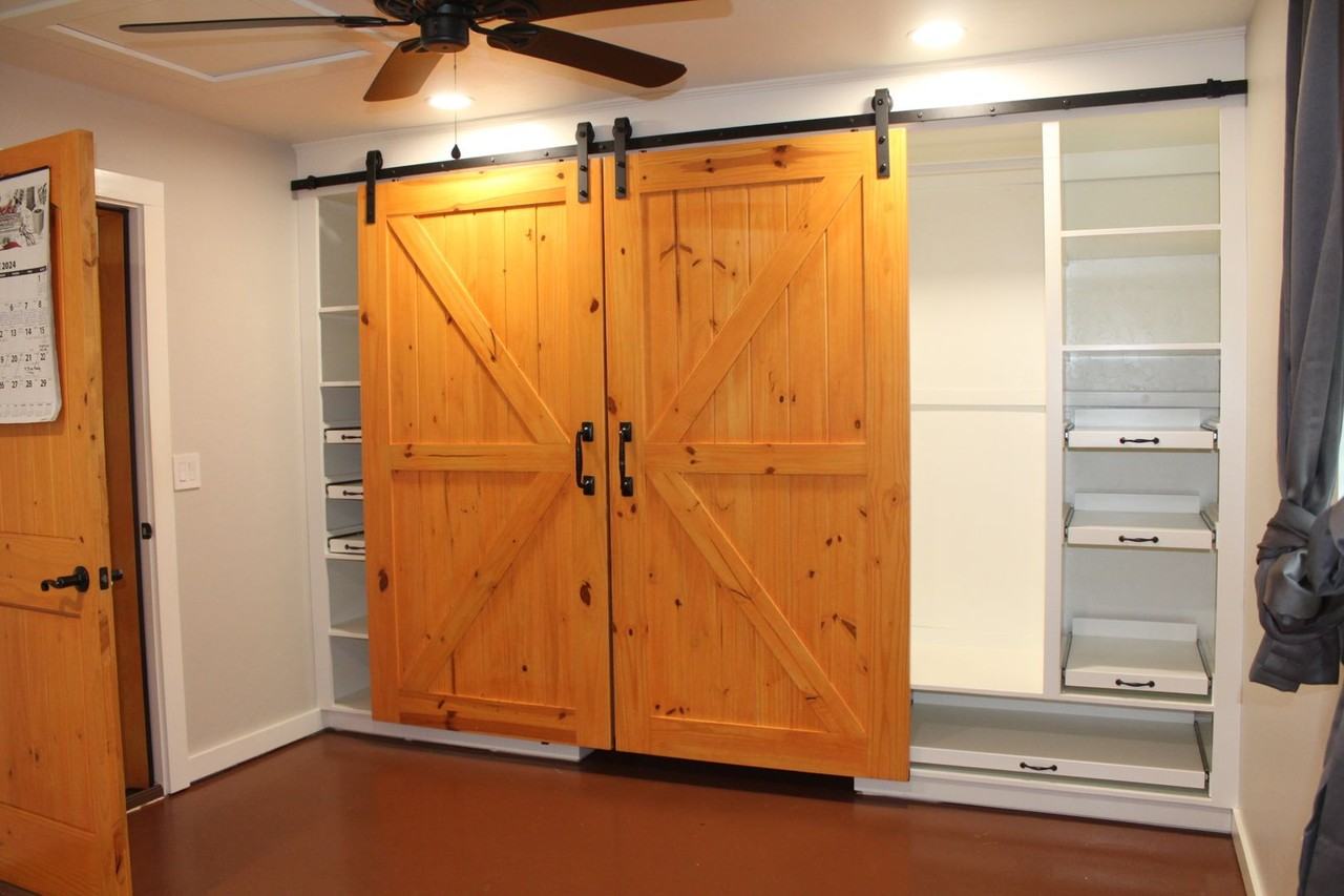 2217 Laneway Cir - Photo 4 of 33