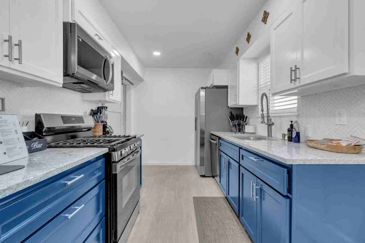 9805 Sugarberry Dr - Photo 6 of 28