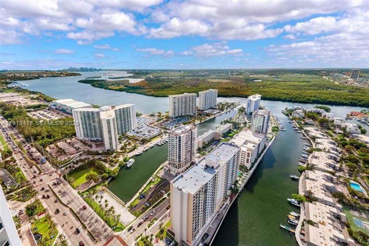 16001 16001 Collins Ave appt 4104 - Photo 7 of 50