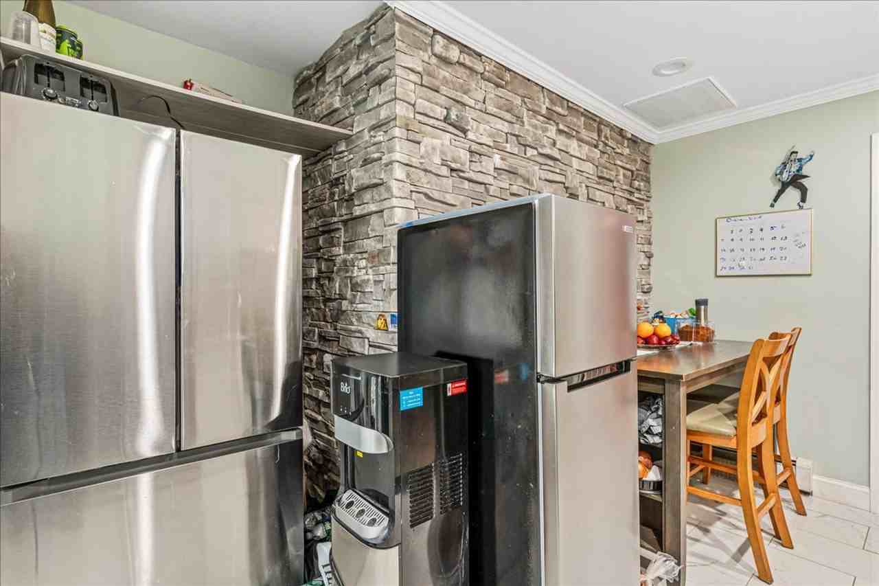 1225 14th St - Photo 6 of 9