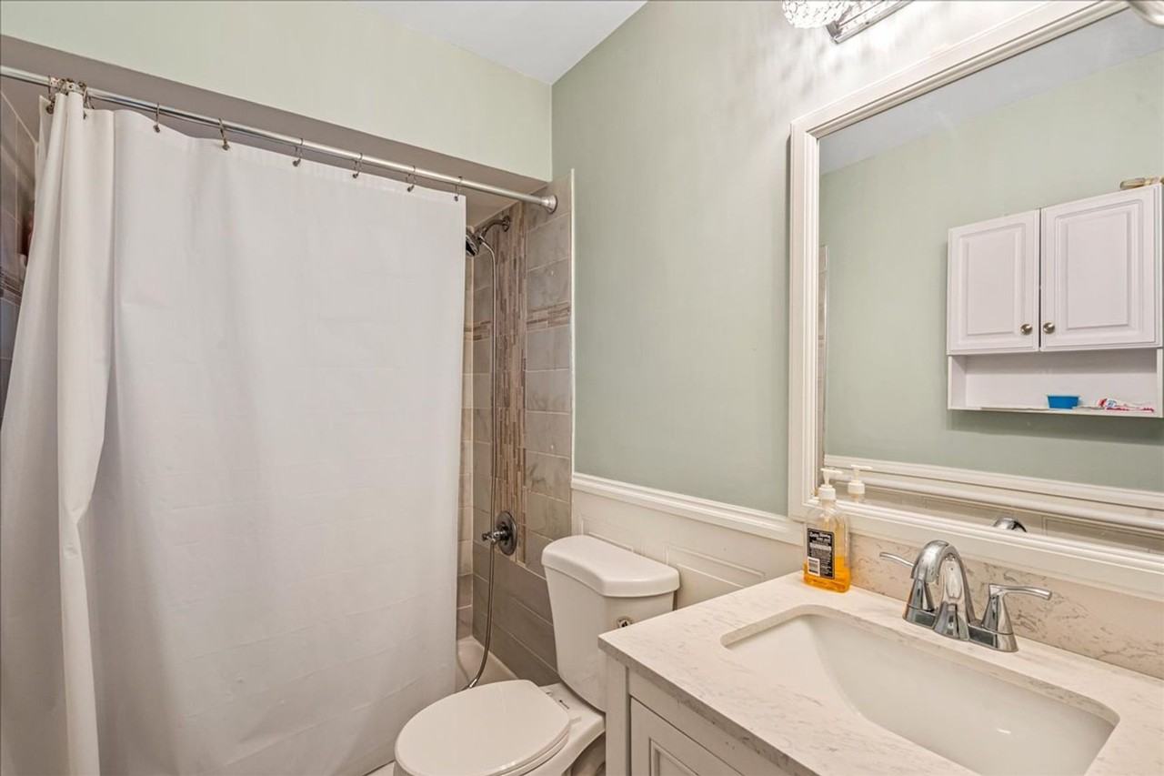 1225 14th St - Photo 7 of 9