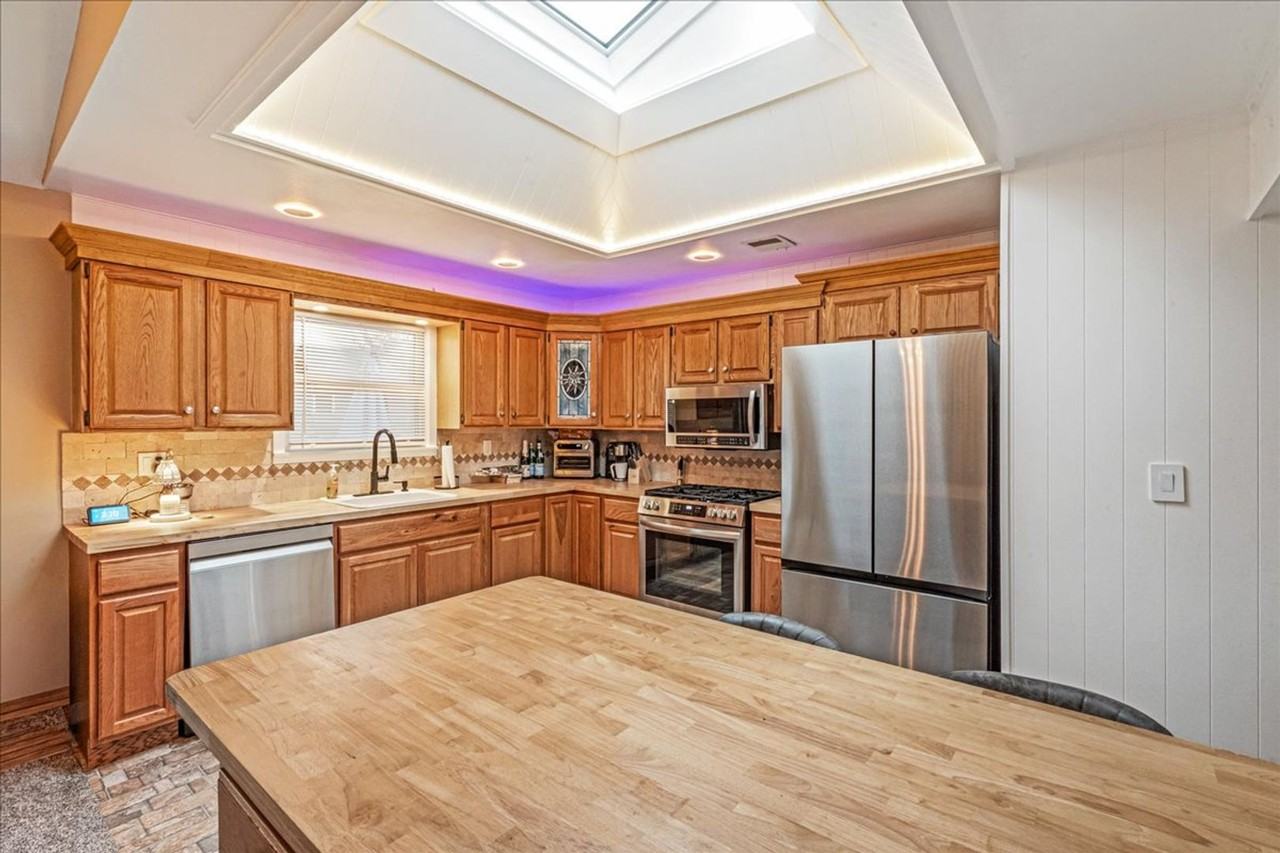 1225 14th St - Photo 5 of 25