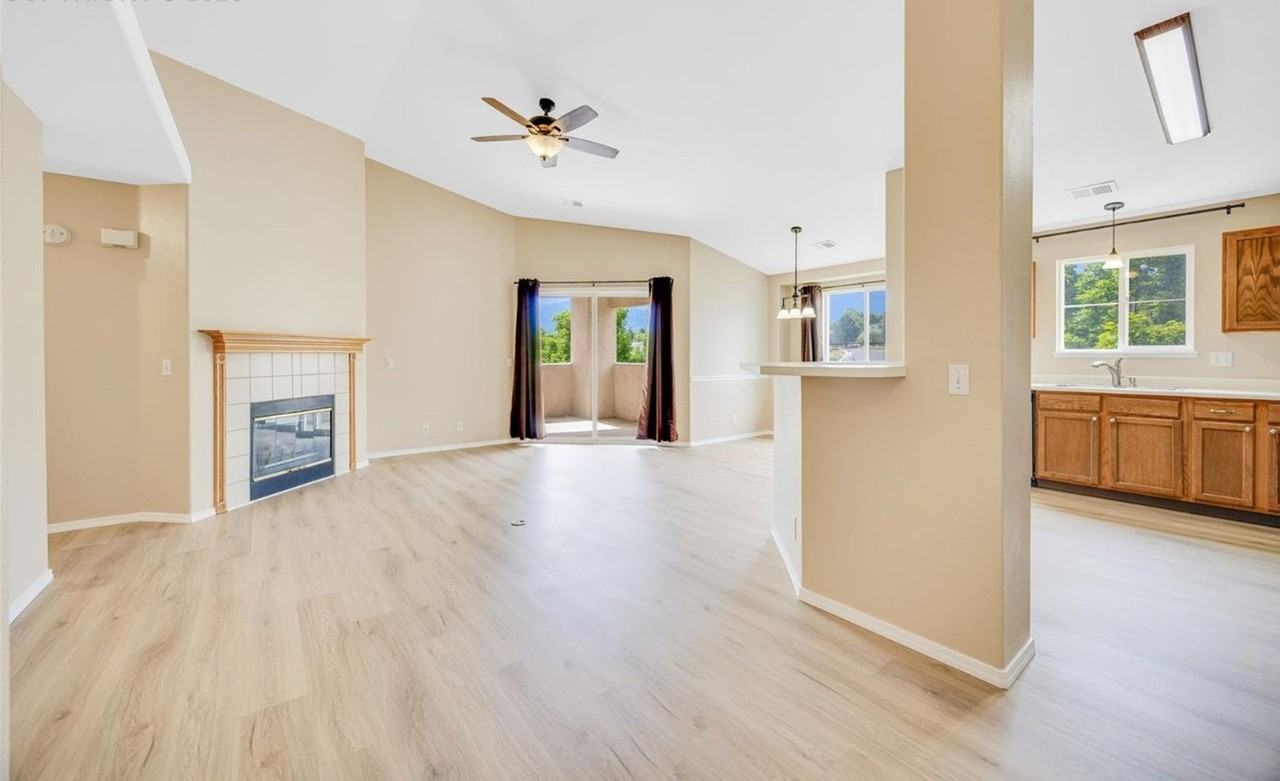 3630 Strawberry Field Grv #G - Photo 4 of 19