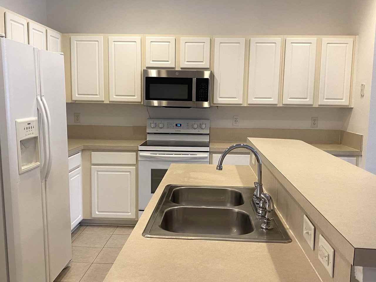 4838 Parkhurst Pl - Photo 3 of 17