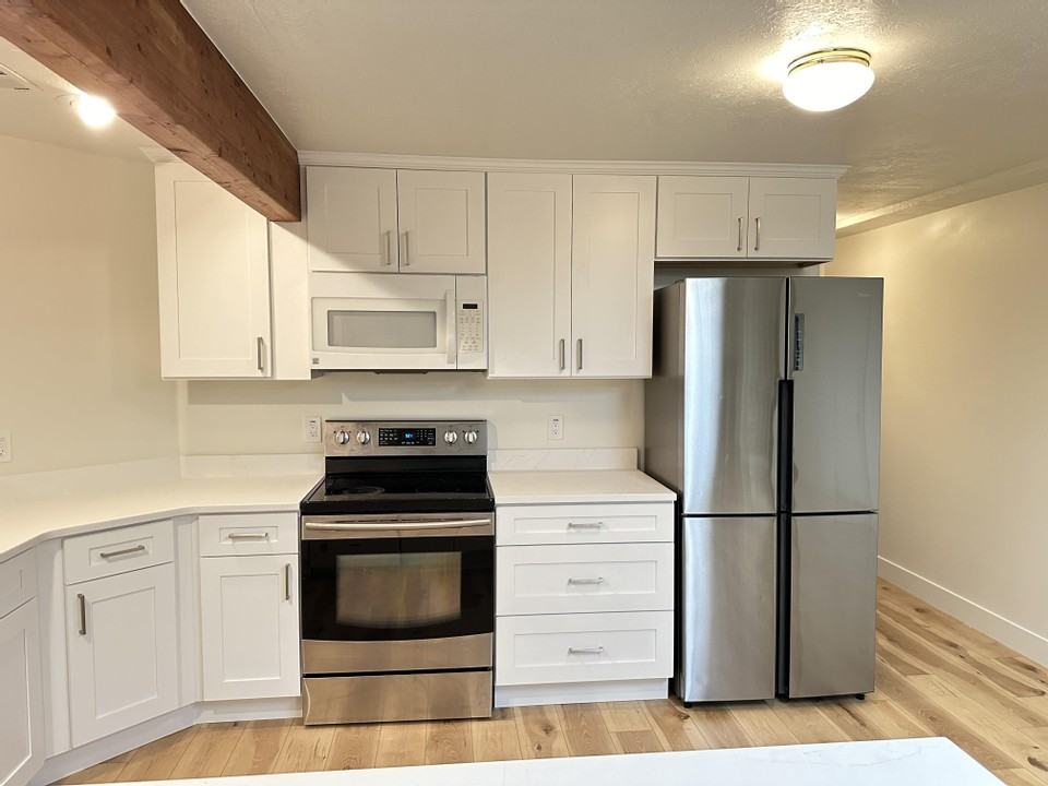 10218 E Snow Iris Way #1 - Photo 3 of 18