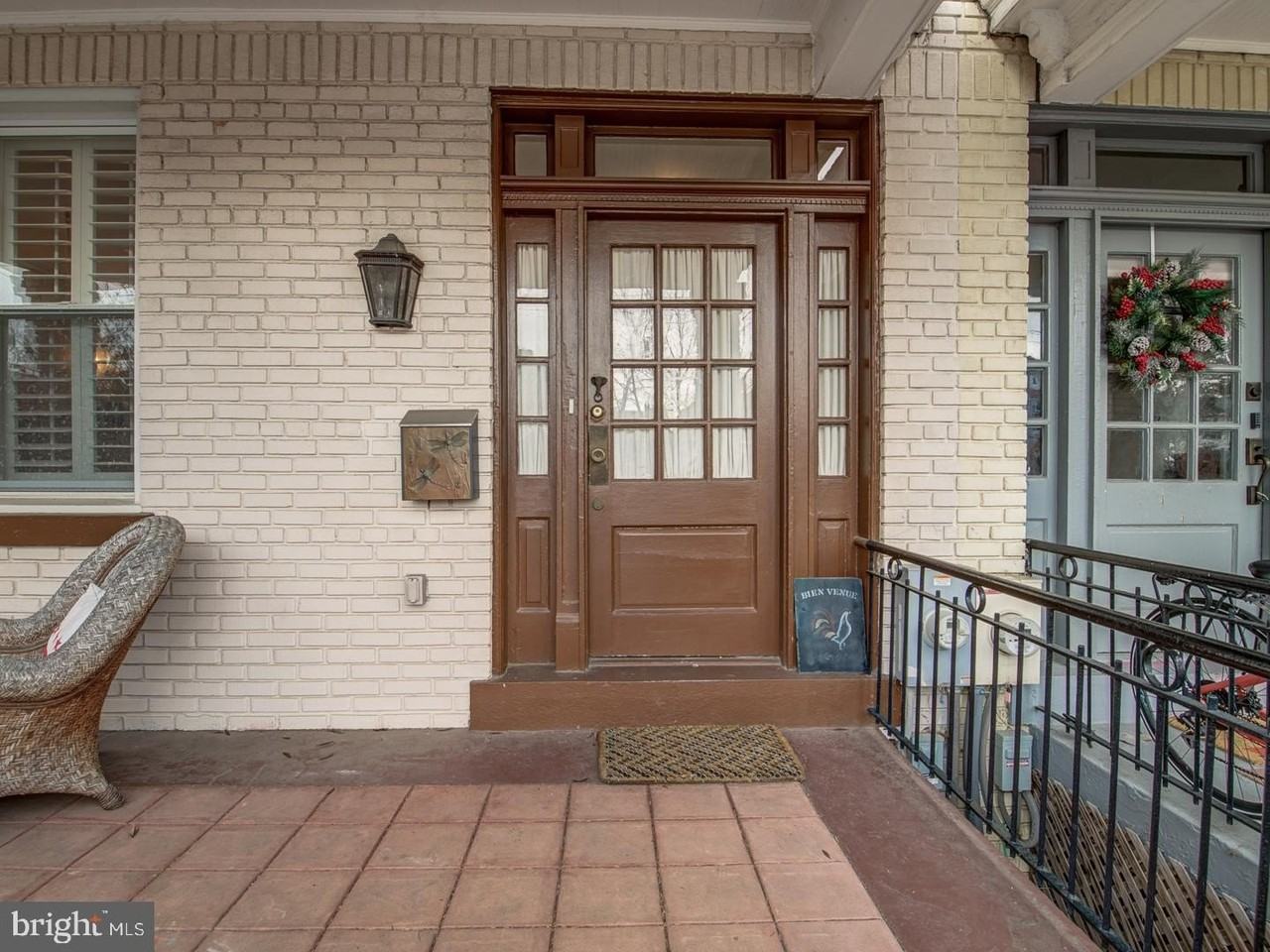 3629 Ordway St Nw - Photo 4 of 50