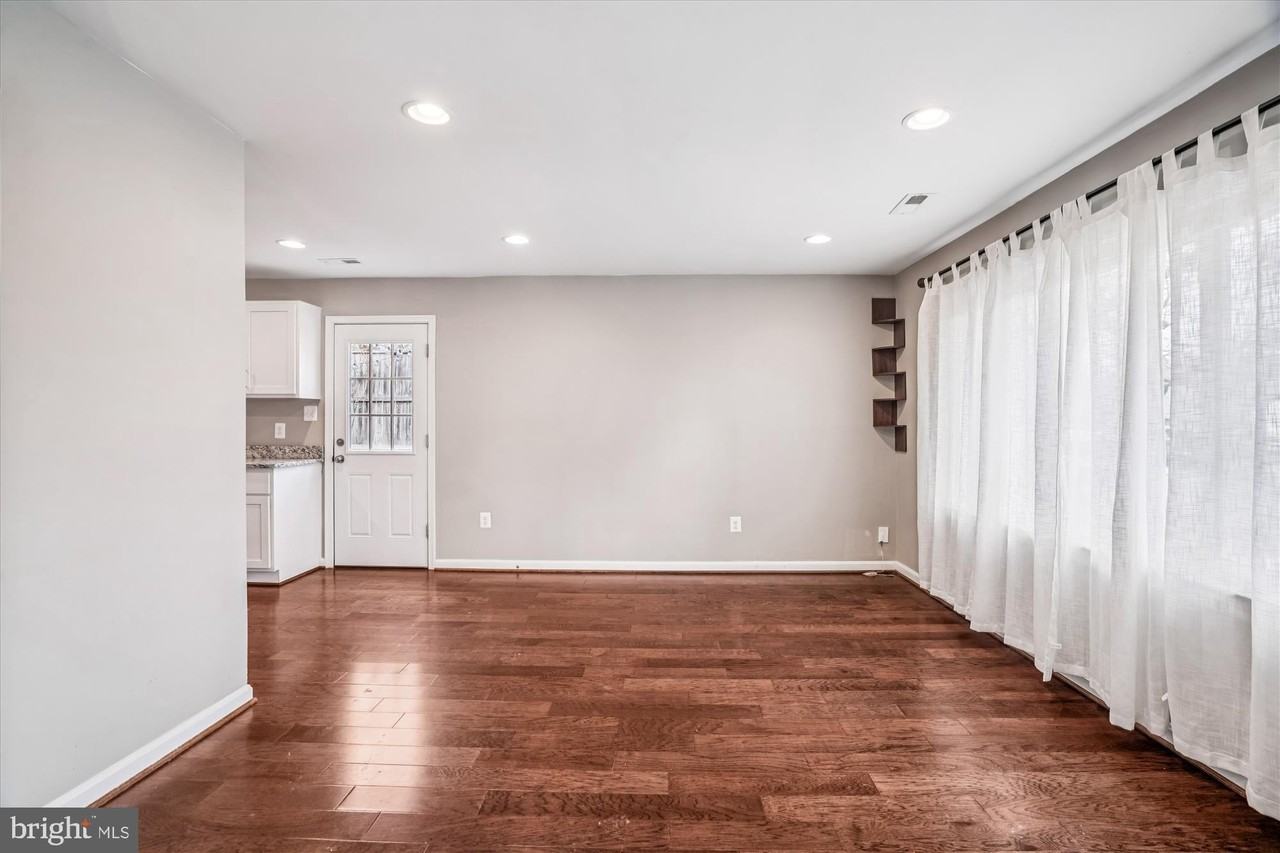 3720 Harmon Ave - Photo 4 of 27