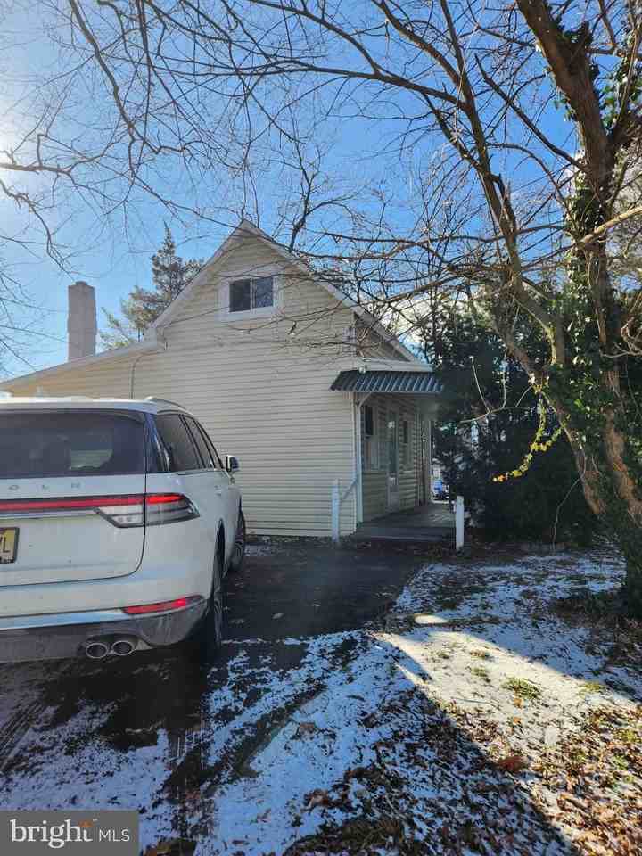 73 E Branch Ave - Photo 2 of 16