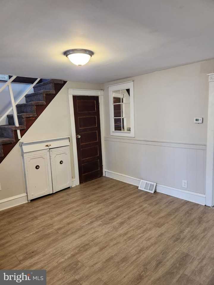 73 E Branch Ave - Photo 4 of 16