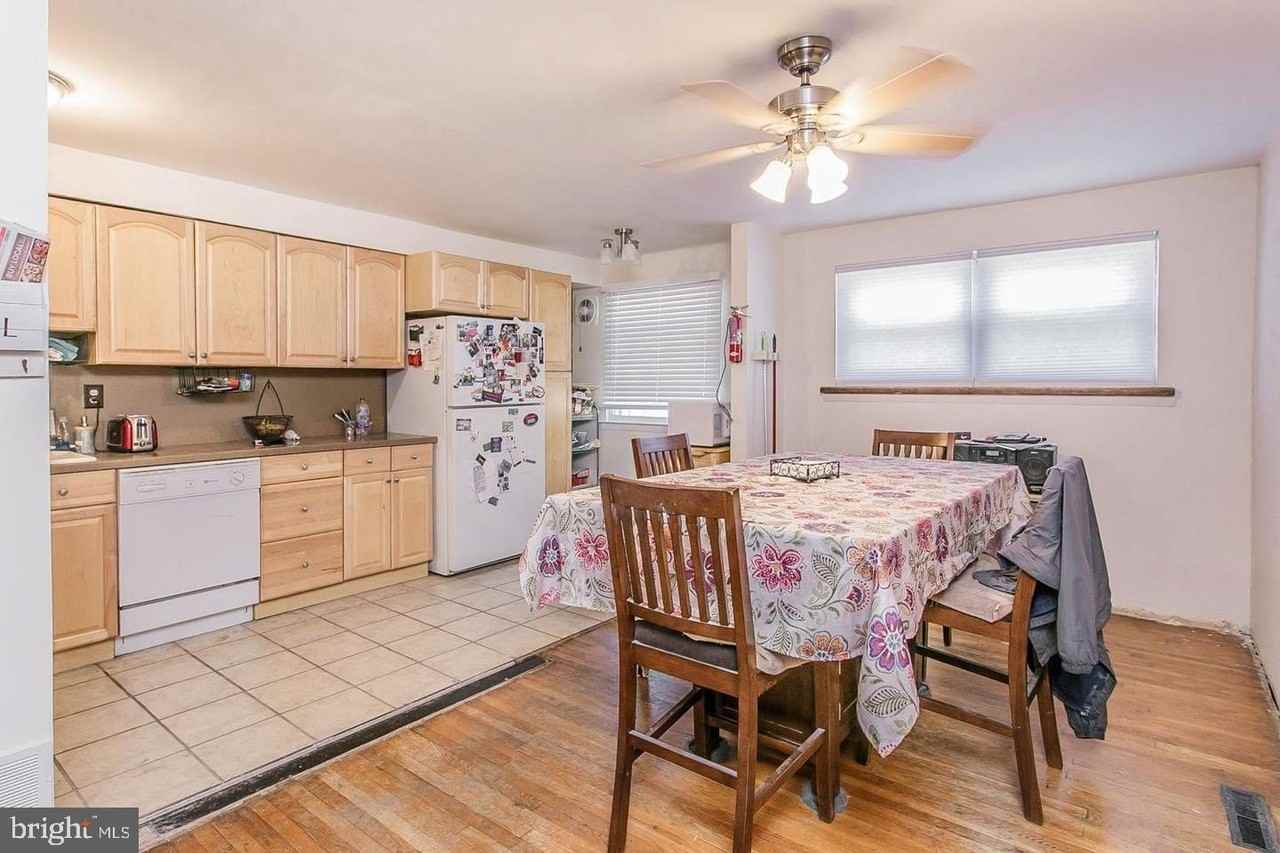 962 Wedgewood Dr - Photo 3 of 11