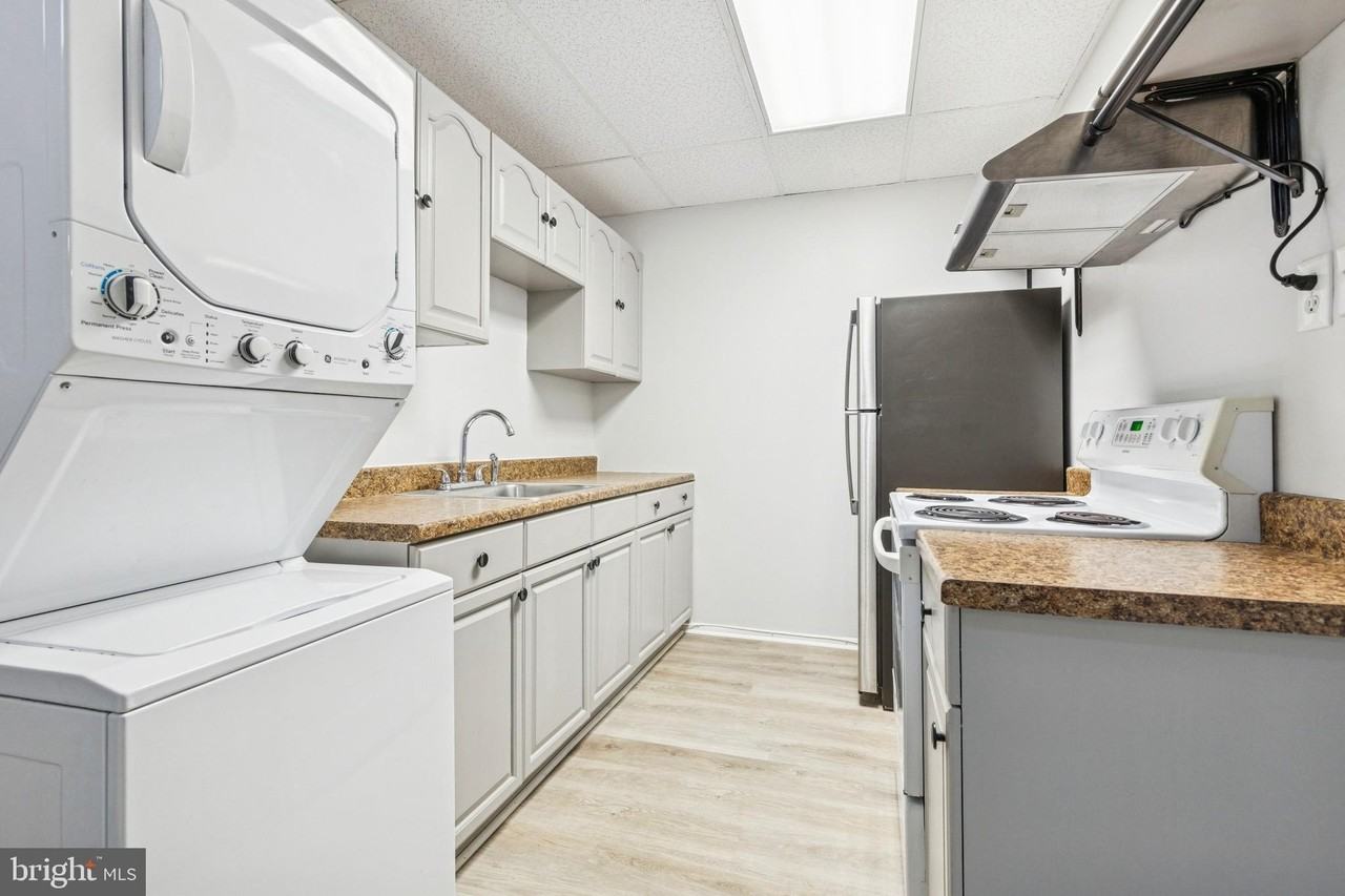 7301 Coventry Ave Apt 101 #101 - Photo 7 of 15