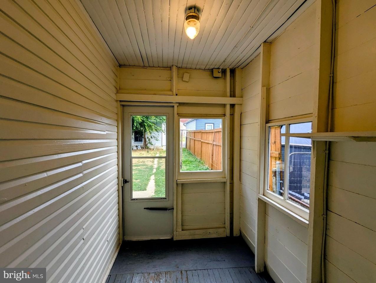 485 High St - Photo 7 of 17