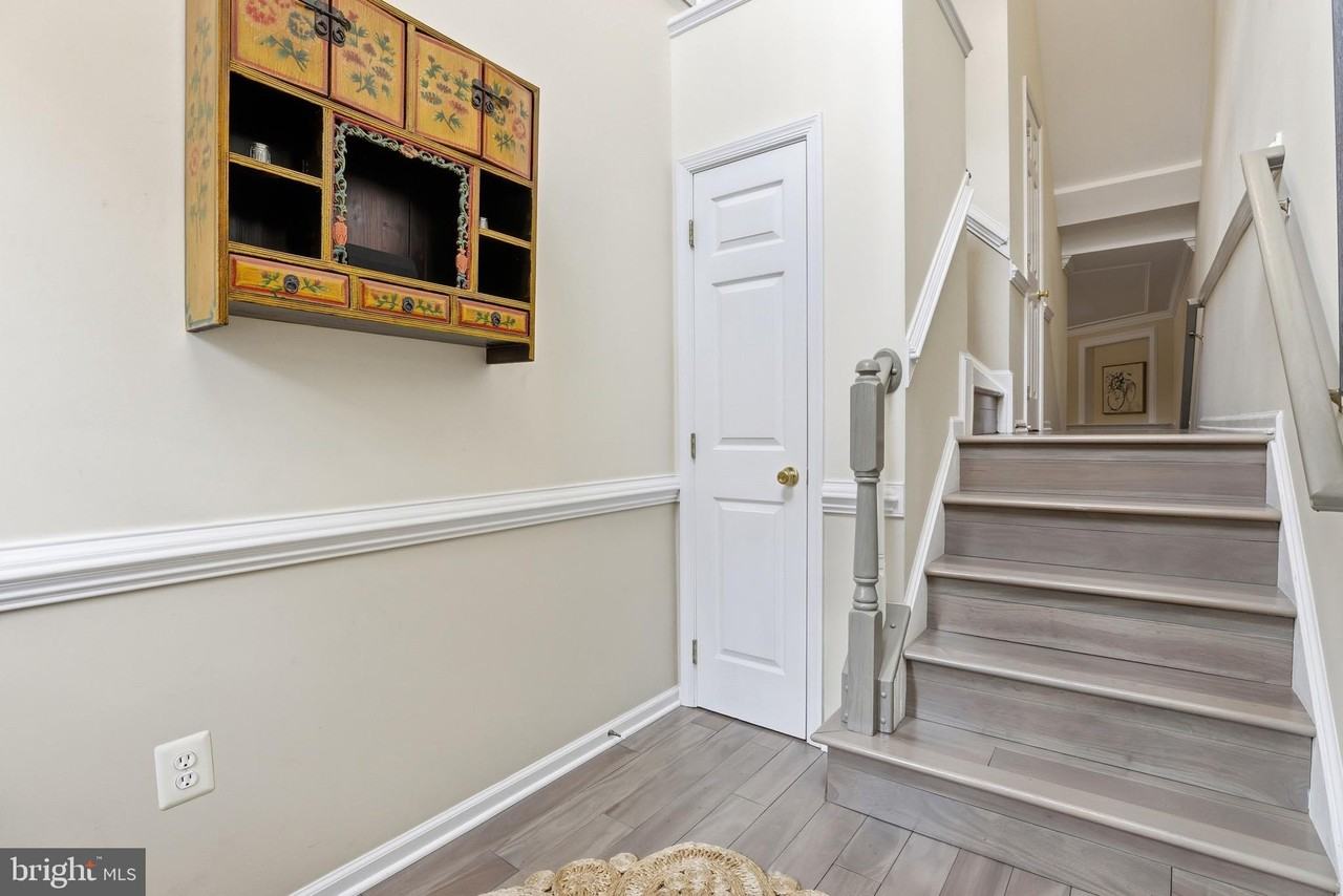 47716 Bowline Ter - Photo 4 of 30