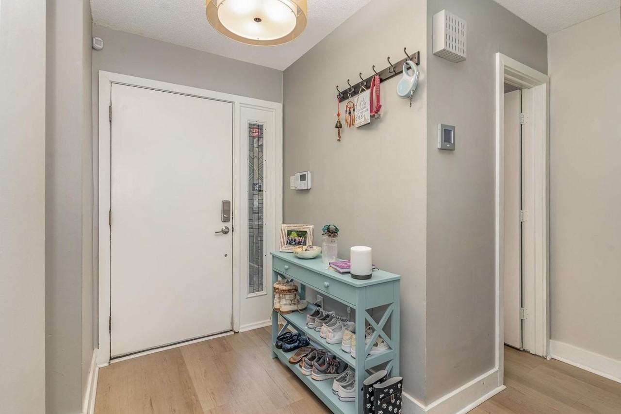 25 Bluff Trl - Photo 3 of 26