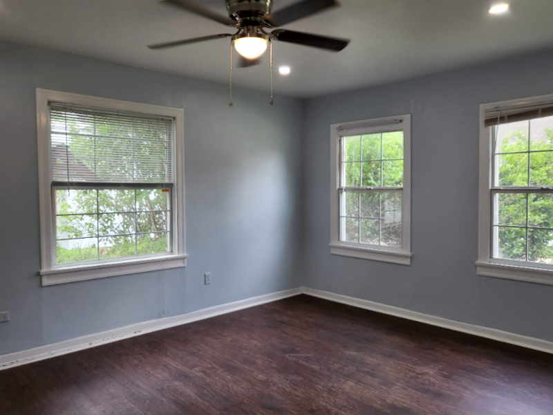 3325 Tampa St - Photo 2 of 14