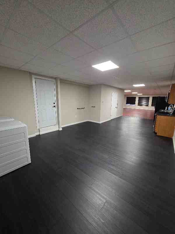 38 S State St - Photo 3 of 9