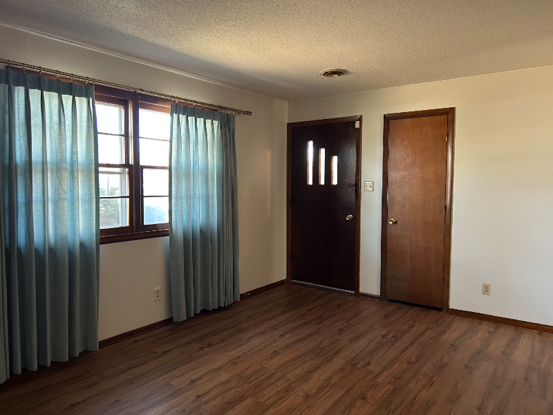 3511 Se Island Cir - Photo 3 of 14