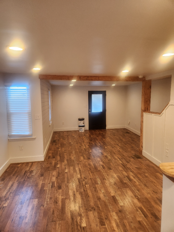 948 W Main St - Photo 3 of 20