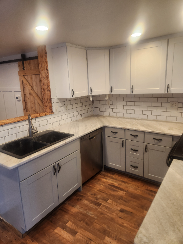 948 W Main St - Photo 5 of 20