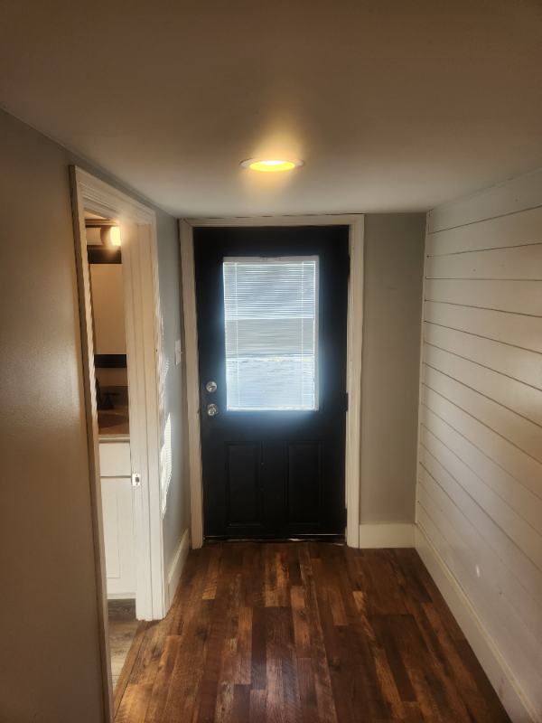 948 W Main St - Photo 6 of 20