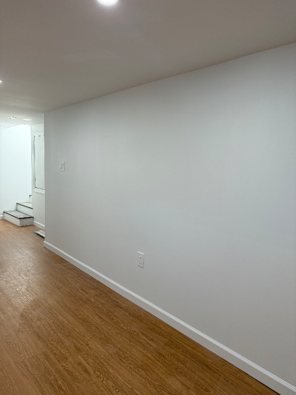 346 Glenbrook Rd #1 - Photo 2 of 6