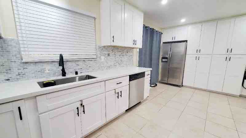 6342 Plaza Cuernavaca - Photo 5 of 7