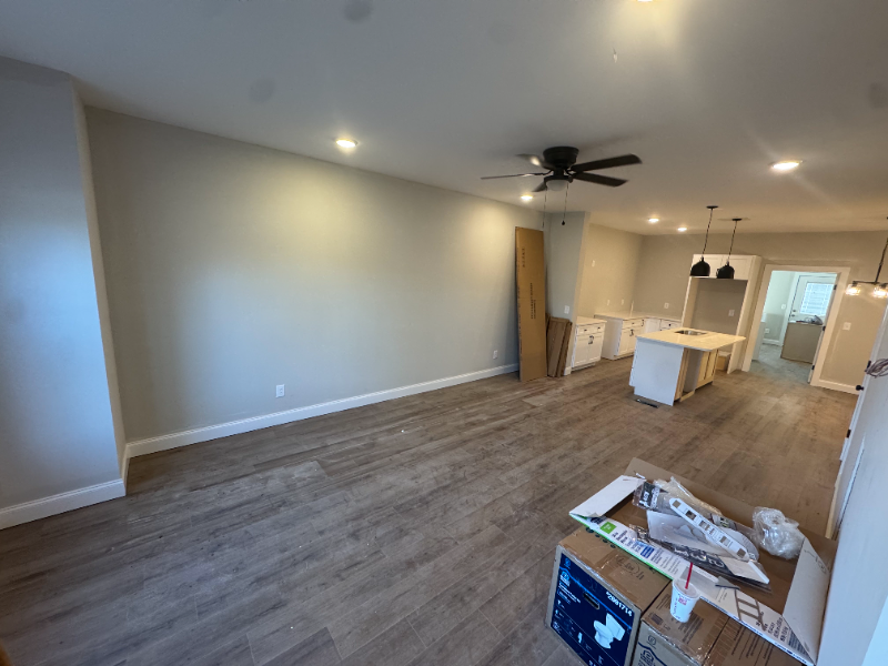 263 W Spring St - Photo 5 of 15